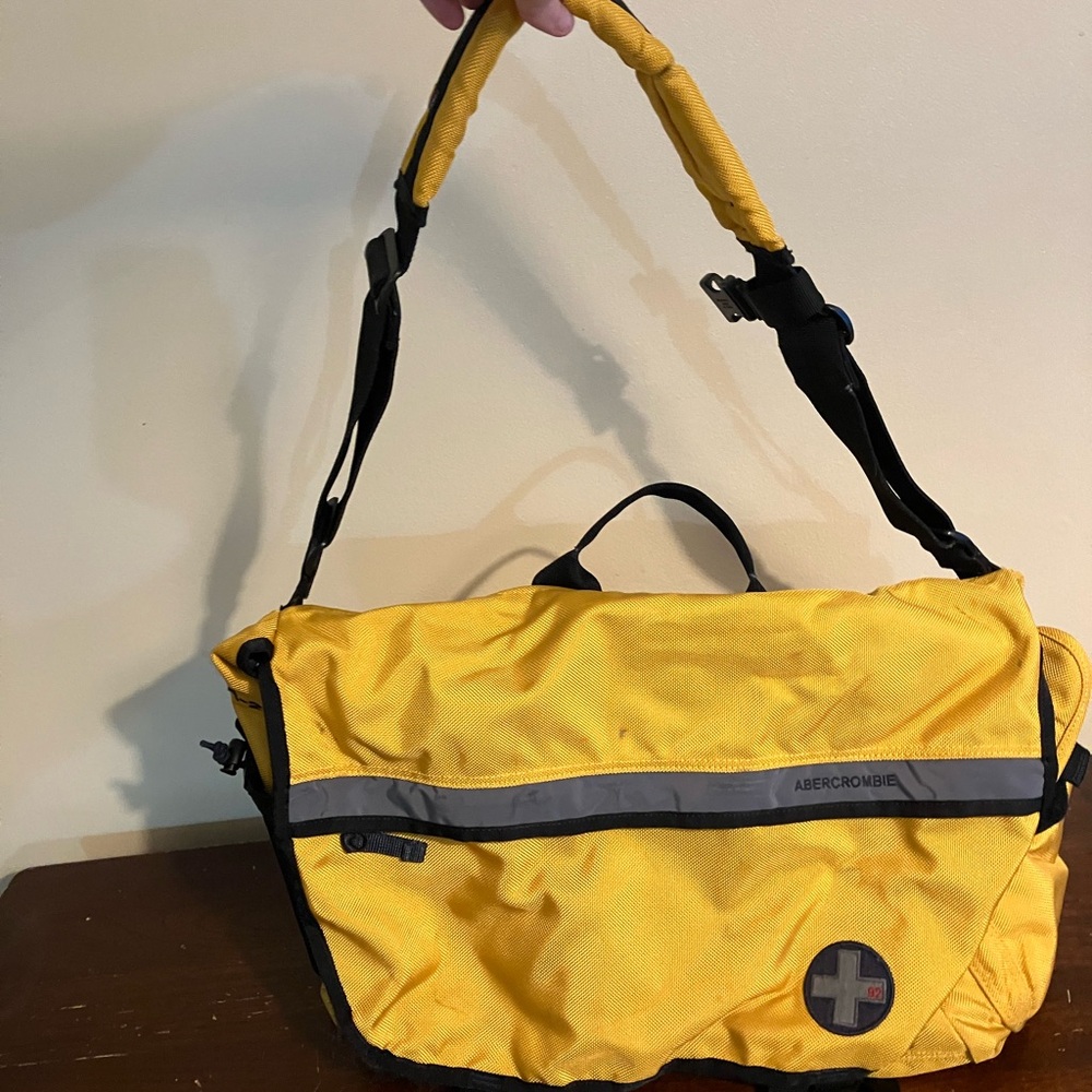 Vintage Abercrombie Yellow Messenger Bag